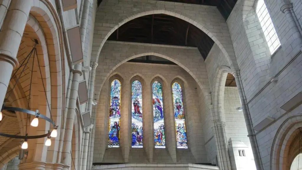 O Que Fazer Quando Alguém Morre: Passos Práticos Para Um Momento Delicado